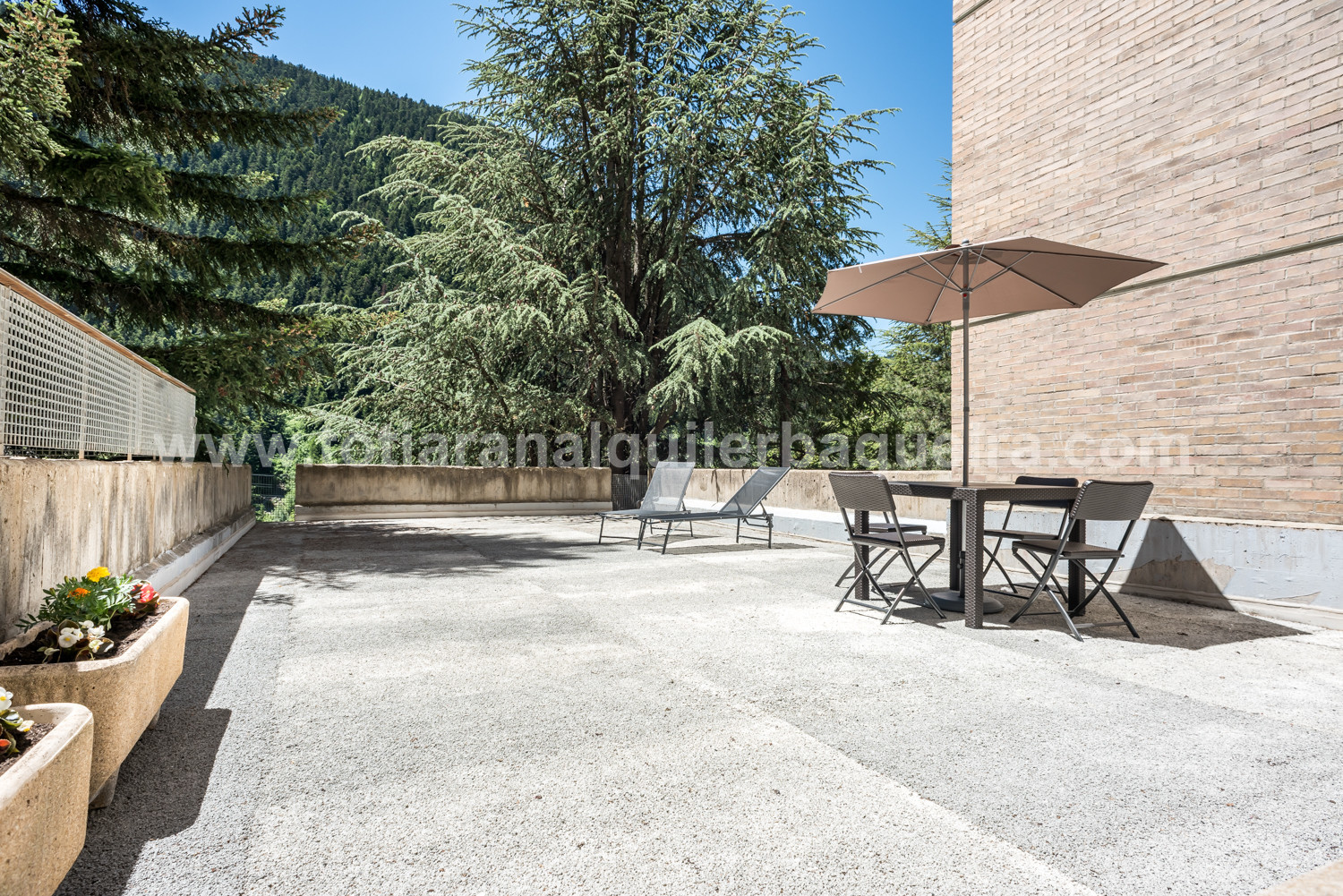 Terraza Sarraera by Totiaran, Baqueira, Val de Aran