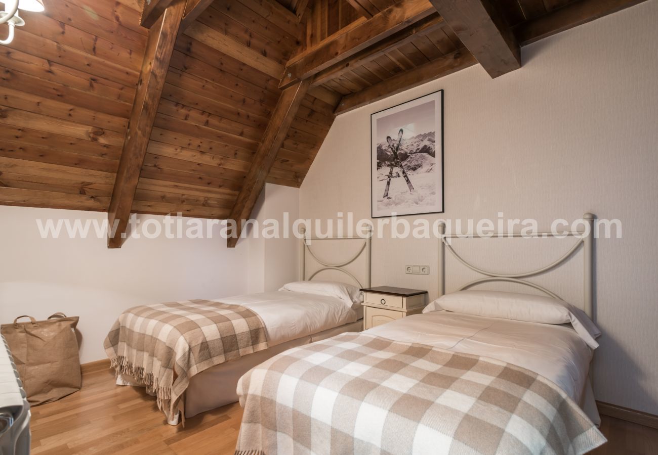 Apartamento en Naut Aran - Unhola by Totiaran