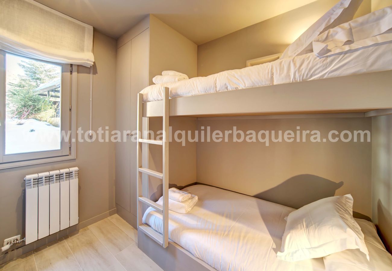 Apartamento en Baqueira - Cris by Totiaran