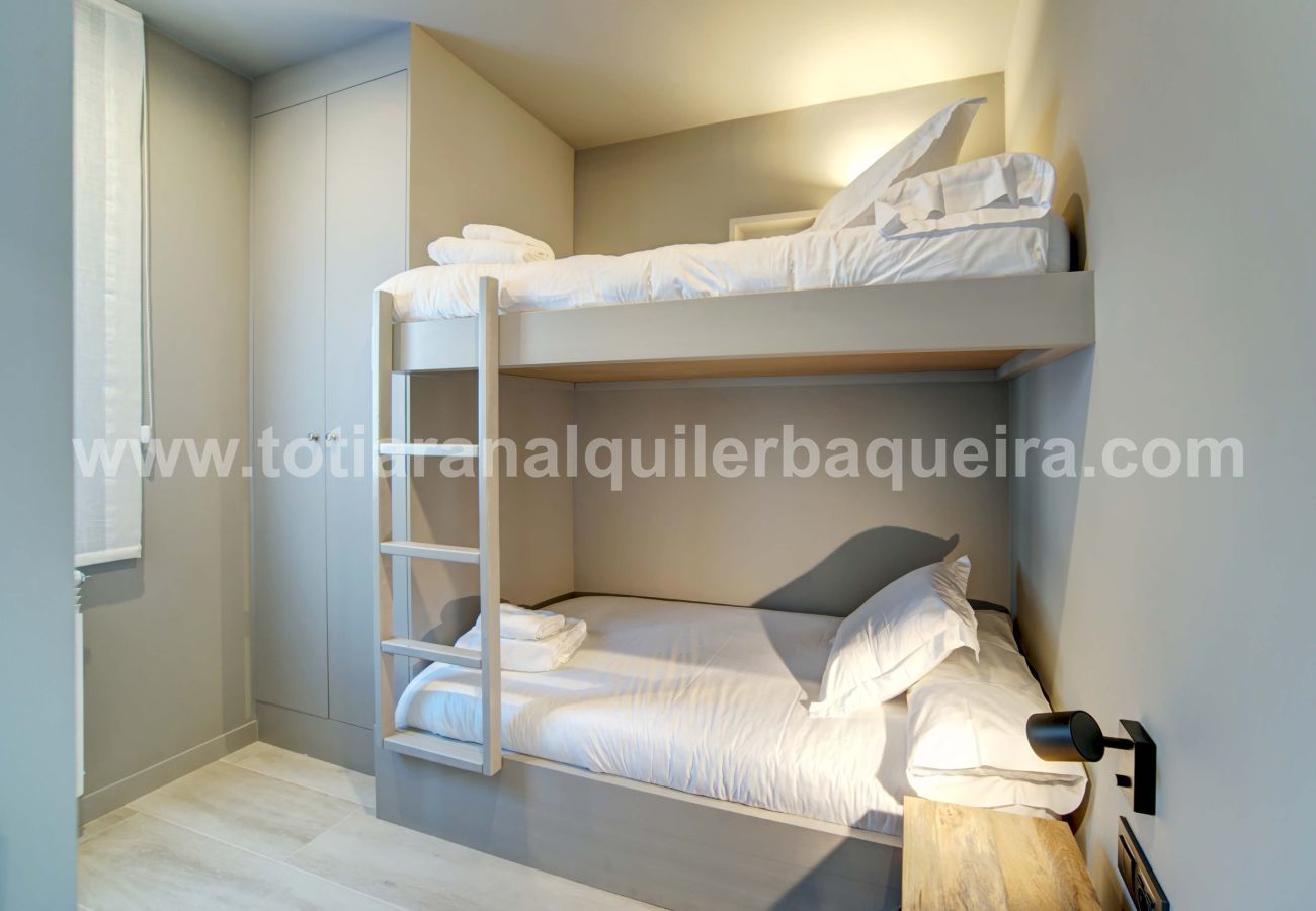 Apartamento en Baqueira - Cris by Totiaran