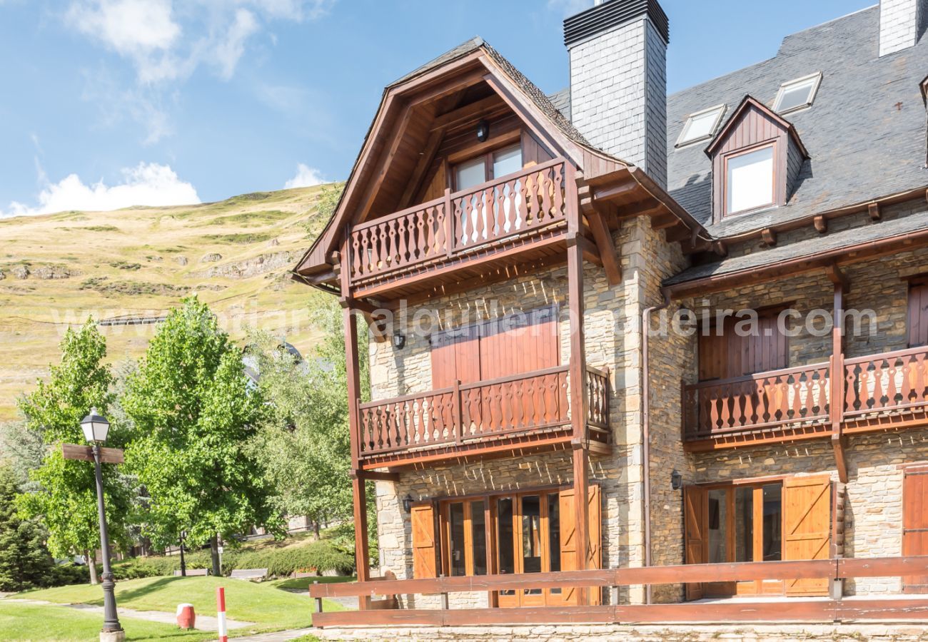 Apartamento en Baqueira - Cabanes by Totiaran