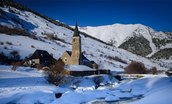 Montgarri con nieve