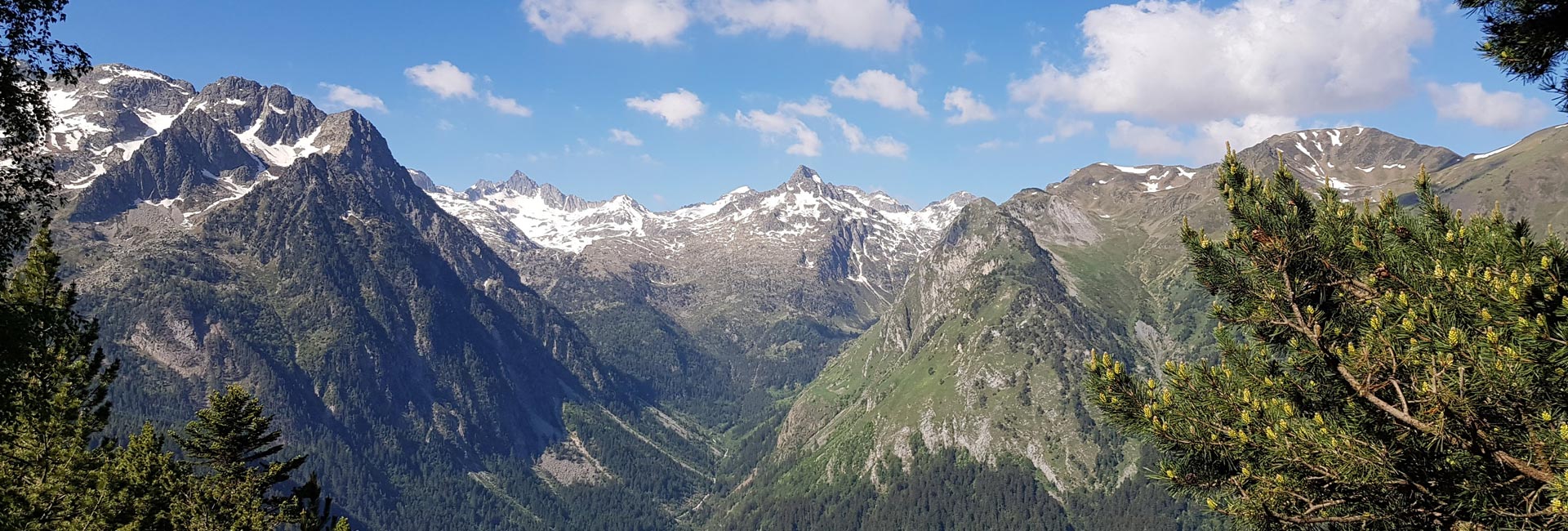 Montañas y rutas en el Valle de Arán