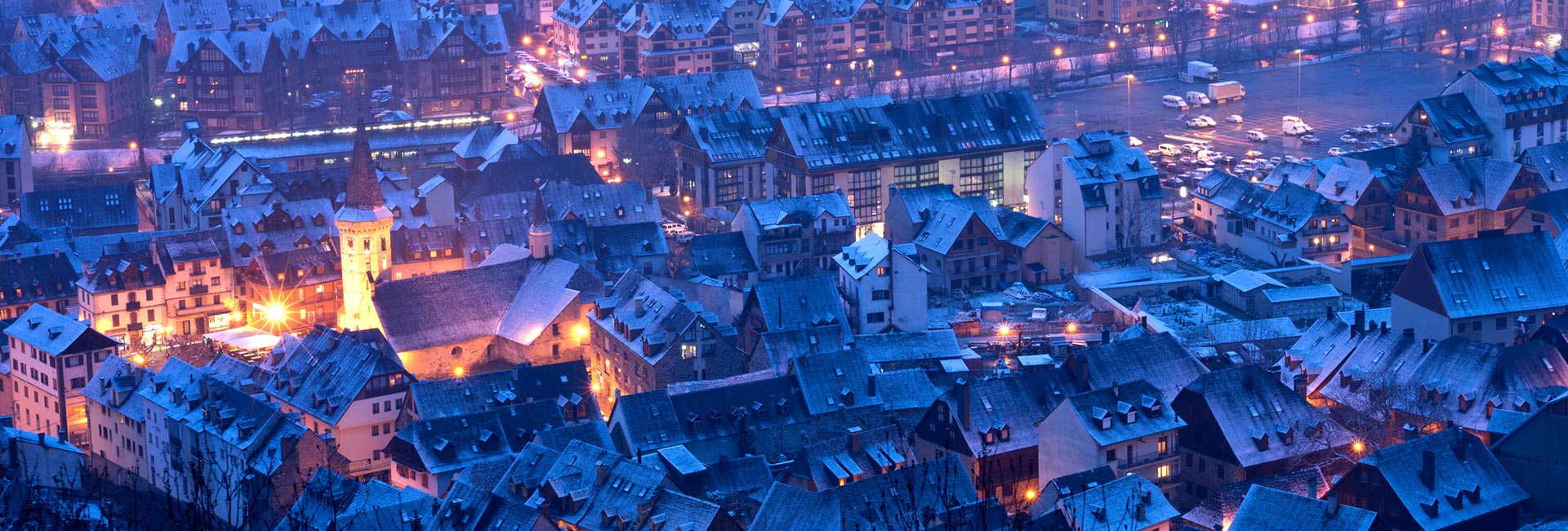 Pueblo de Vielha de noche