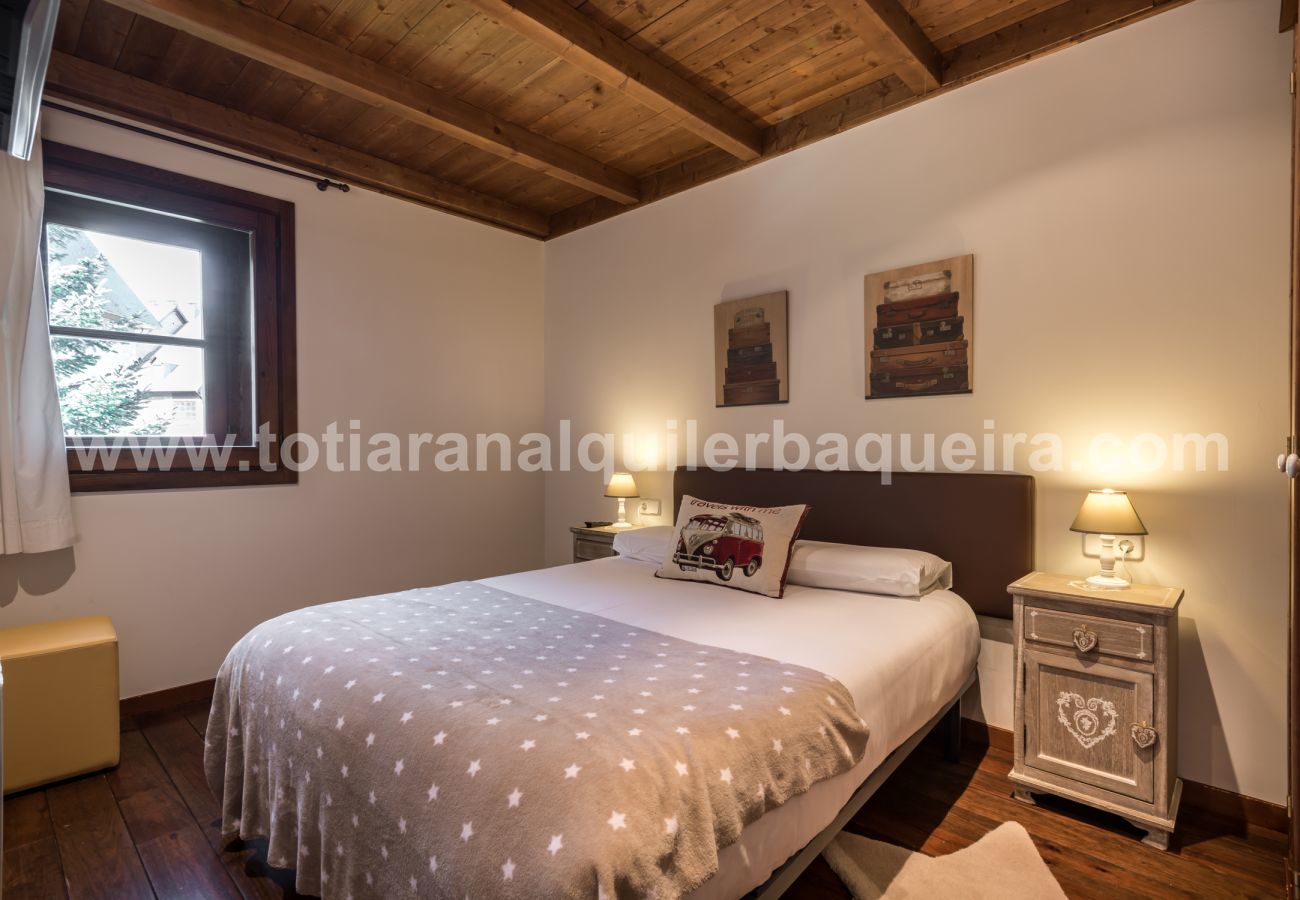 Apartment in Baqueira - Colomers by Totiaran