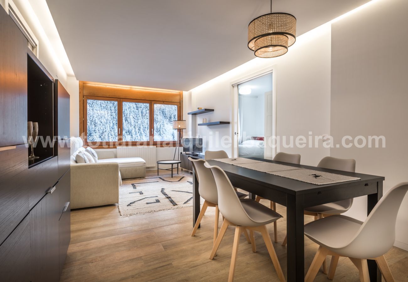 Apartment in Baqueira - Carlac by Totiaran