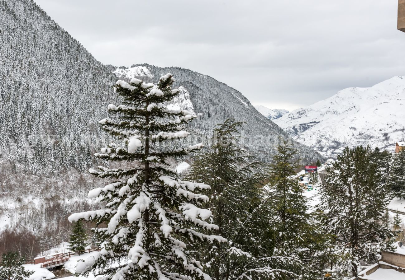 Apartment in Baqueira - Teso dera Mina by Totiaran