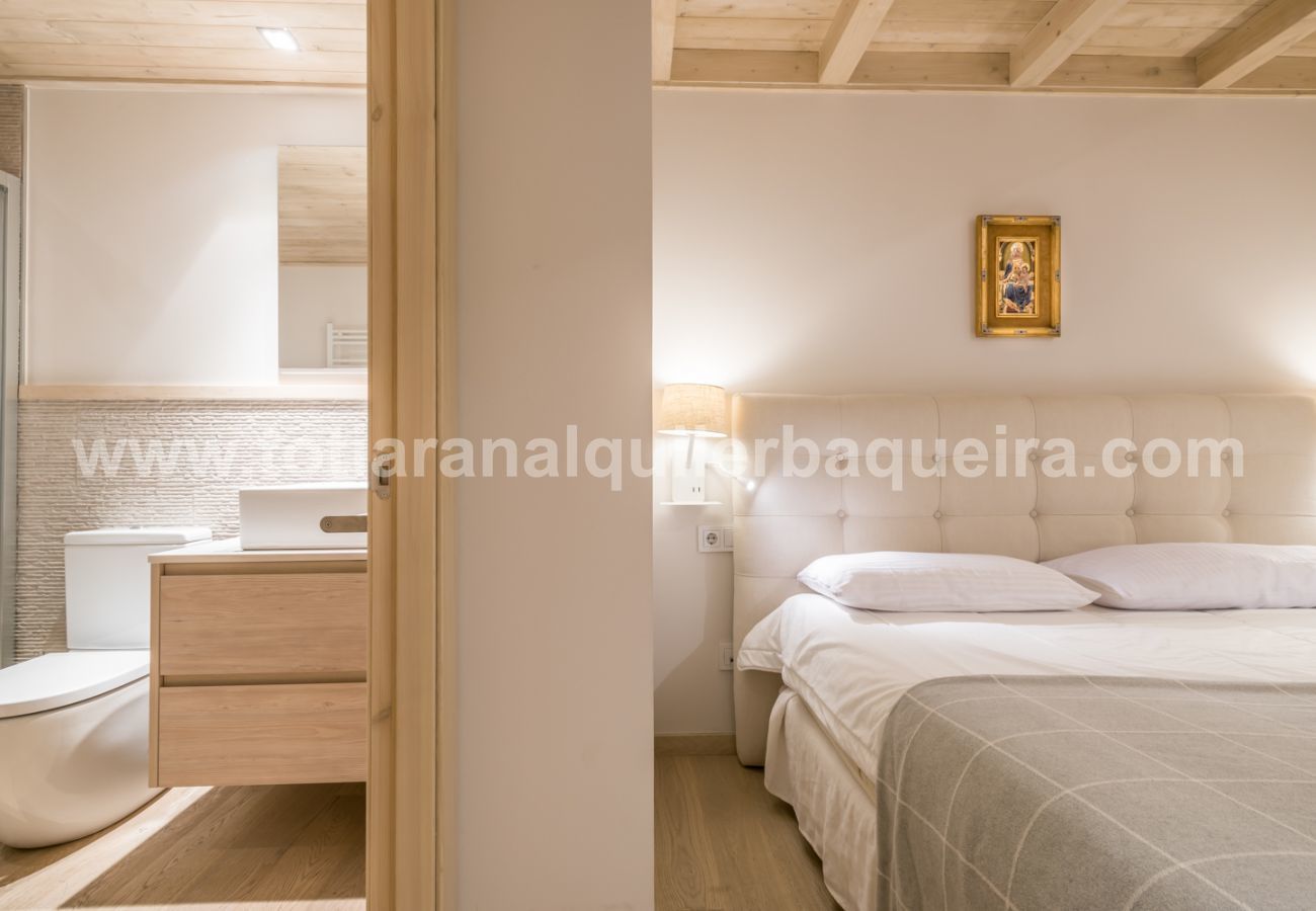 Apartment in Baqueira - Dossau By Totiaran