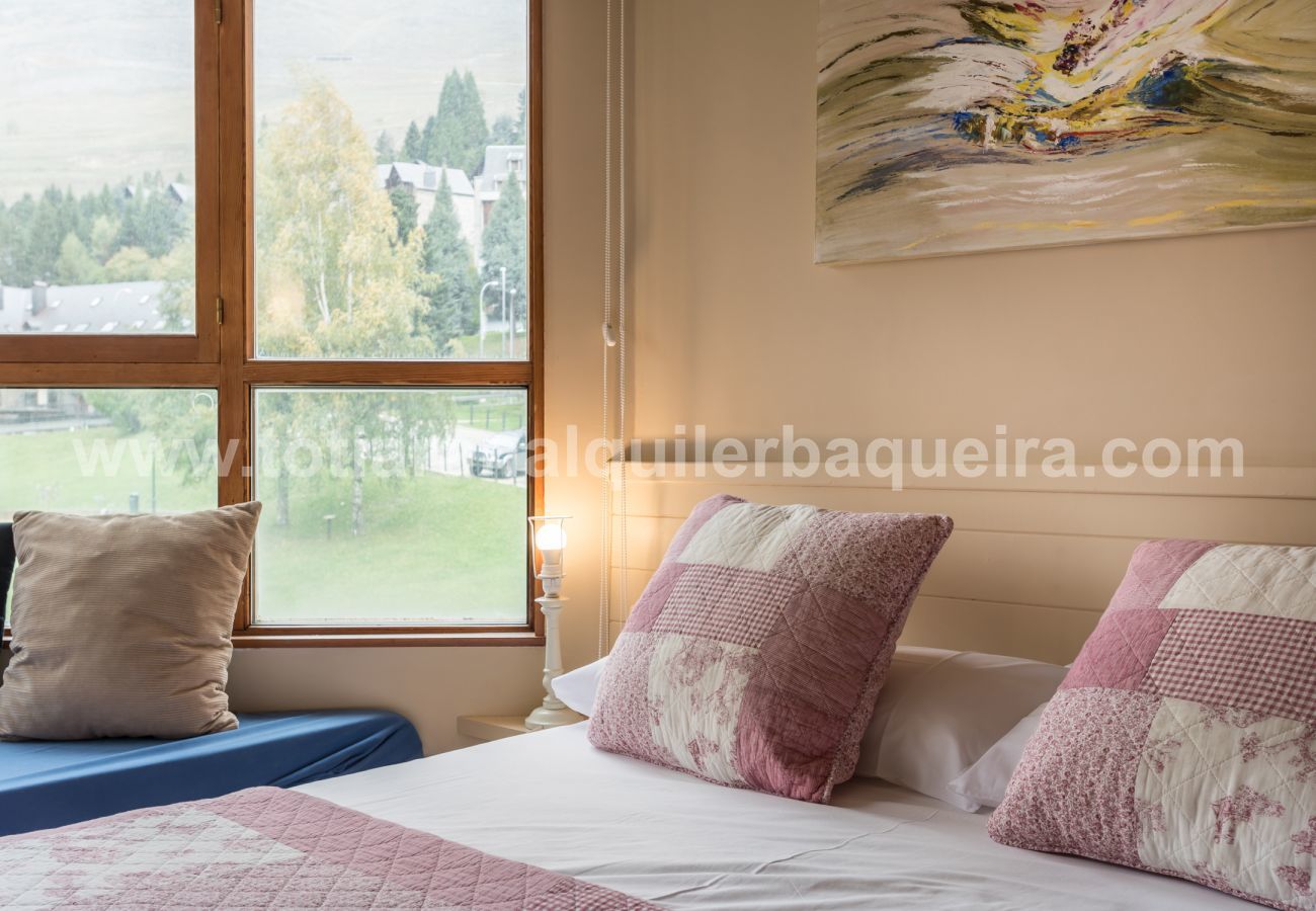 Apartment in Baqueira - Era Cabana  by Totiaran