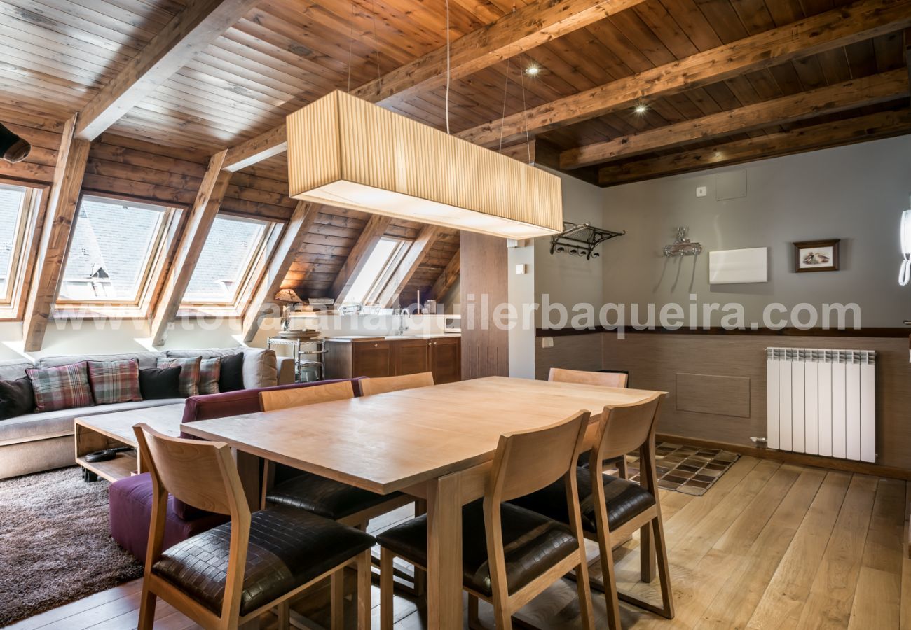 Apartment in Baqueira - Nuevo Artic by Totiaran