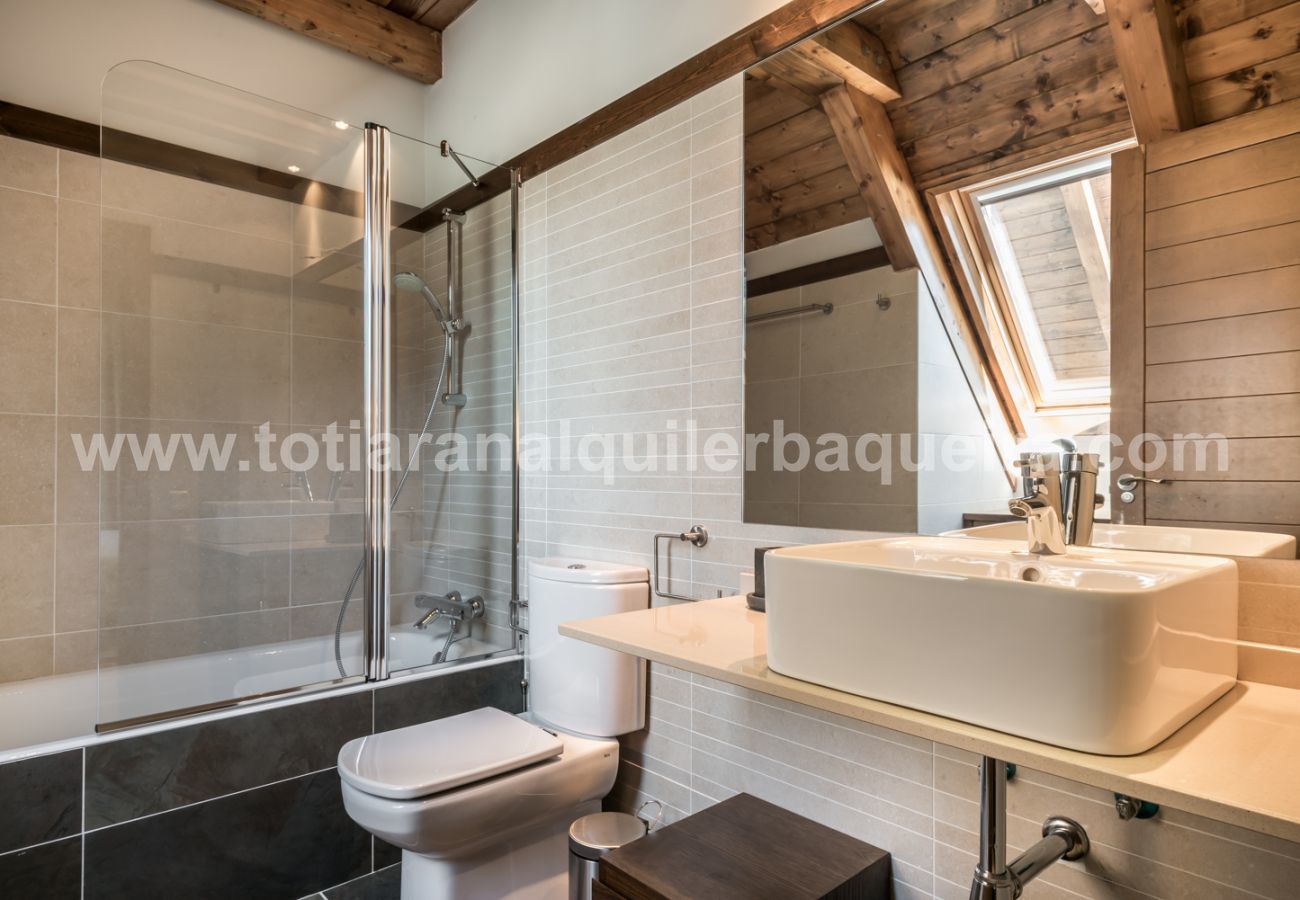 Apartment in Baqueira - Nuevo Artic by Totiaran