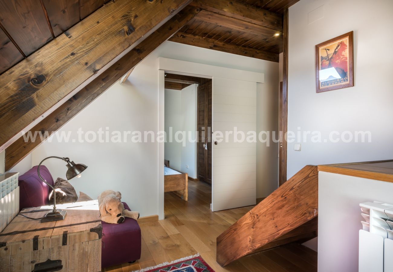 Apartment in Baqueira - Nuevo Artic by Totiaran