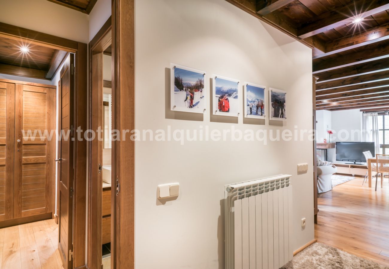 Apartment in Baqueira - Ticolet by Totiaran