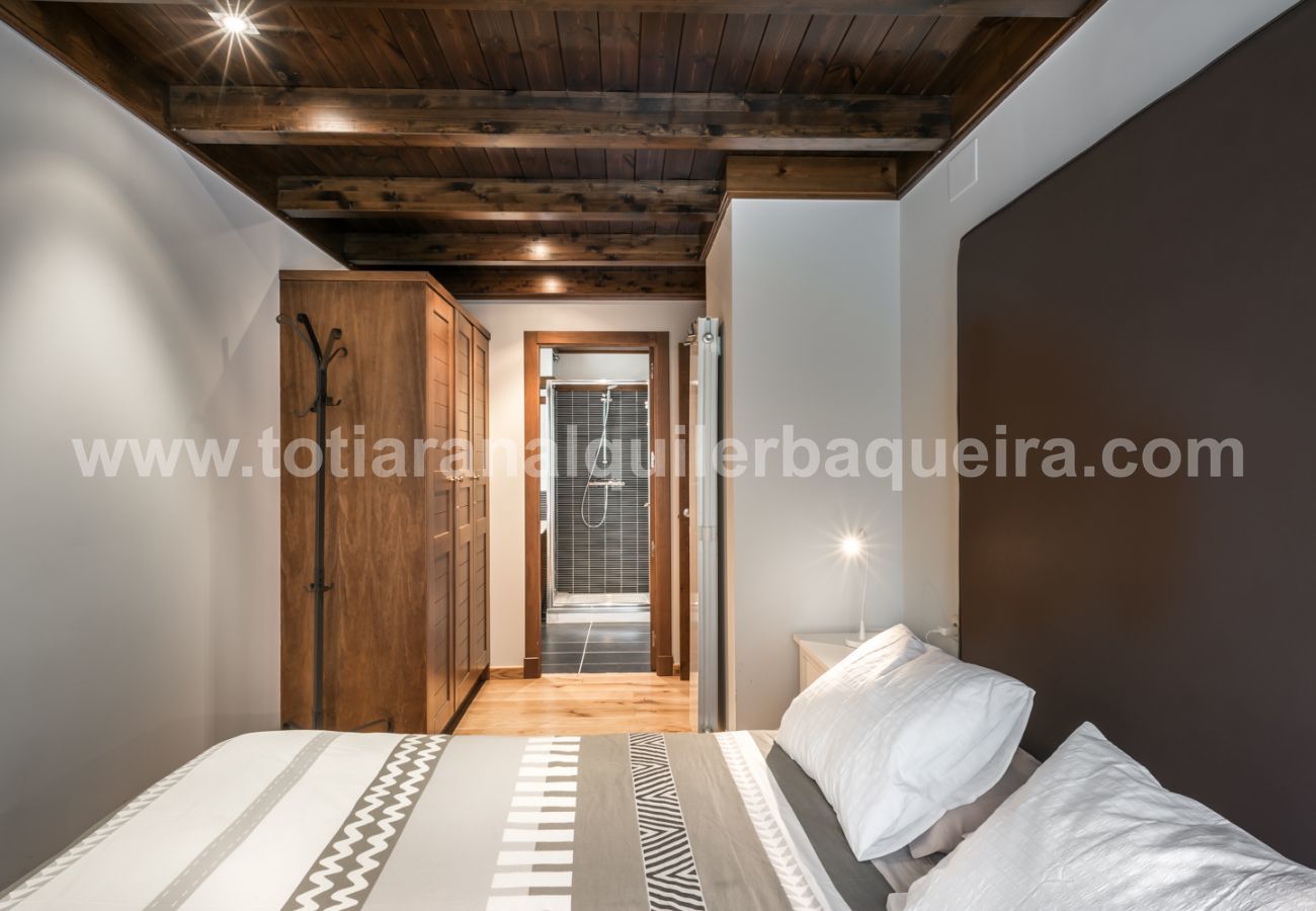 Apartment in Baqueira - Ticolet by Totiaran