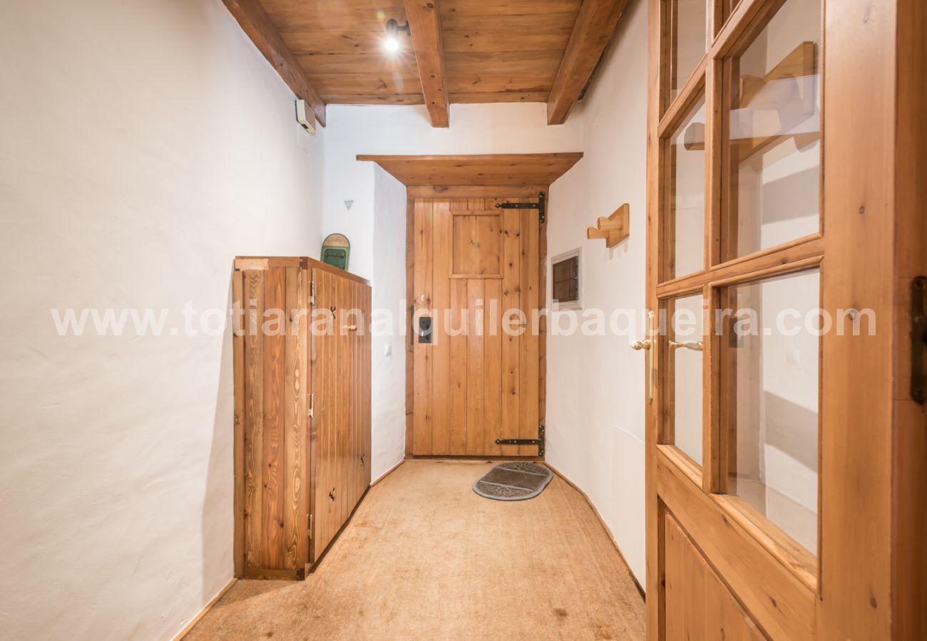 Apartment in Baqueira - Manaud - Pleta de Jus by Totiaran