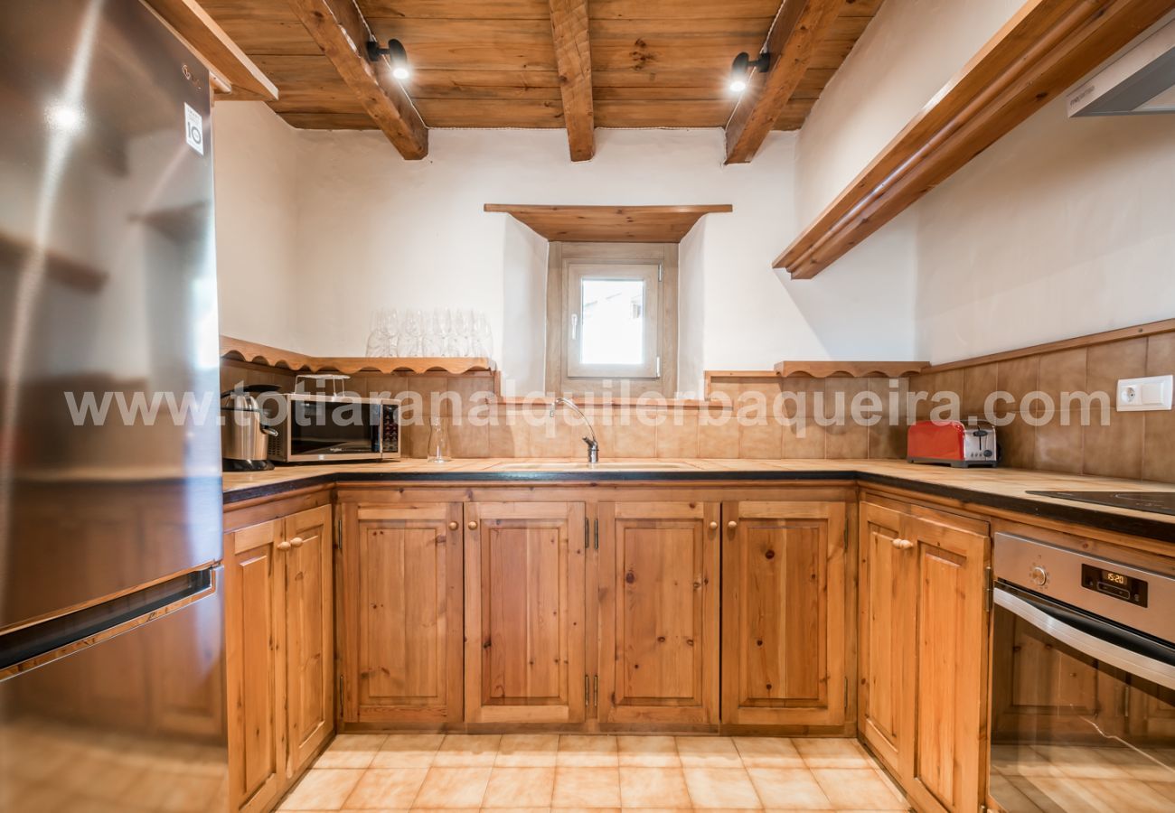 Apartment in Baqueira - Manaud - Pleta de Jus by Totiaran