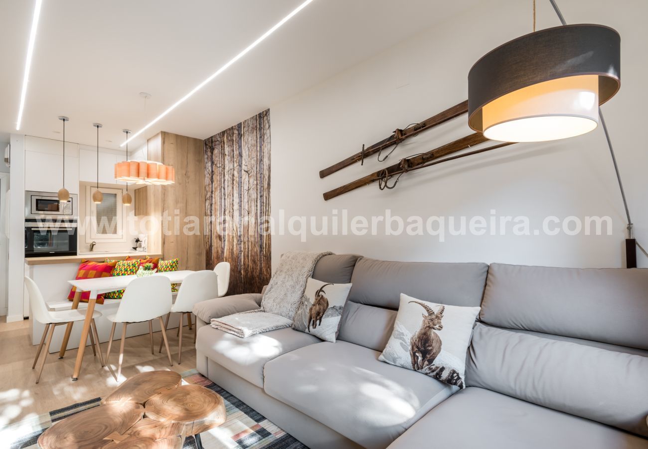 Apartment in Baqueira - Lebre by Totiaran