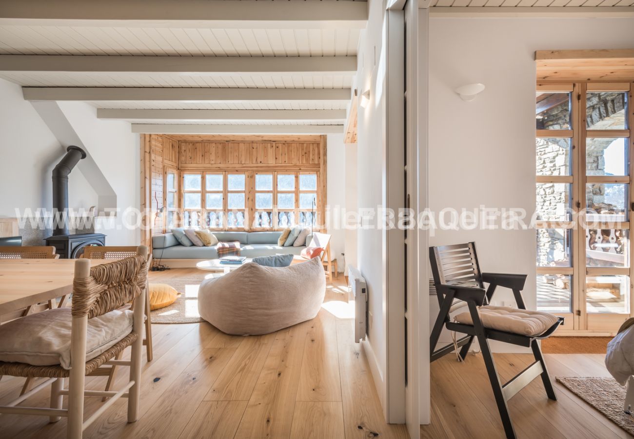 Apartment in Baqueira - Egua  by Totiaran