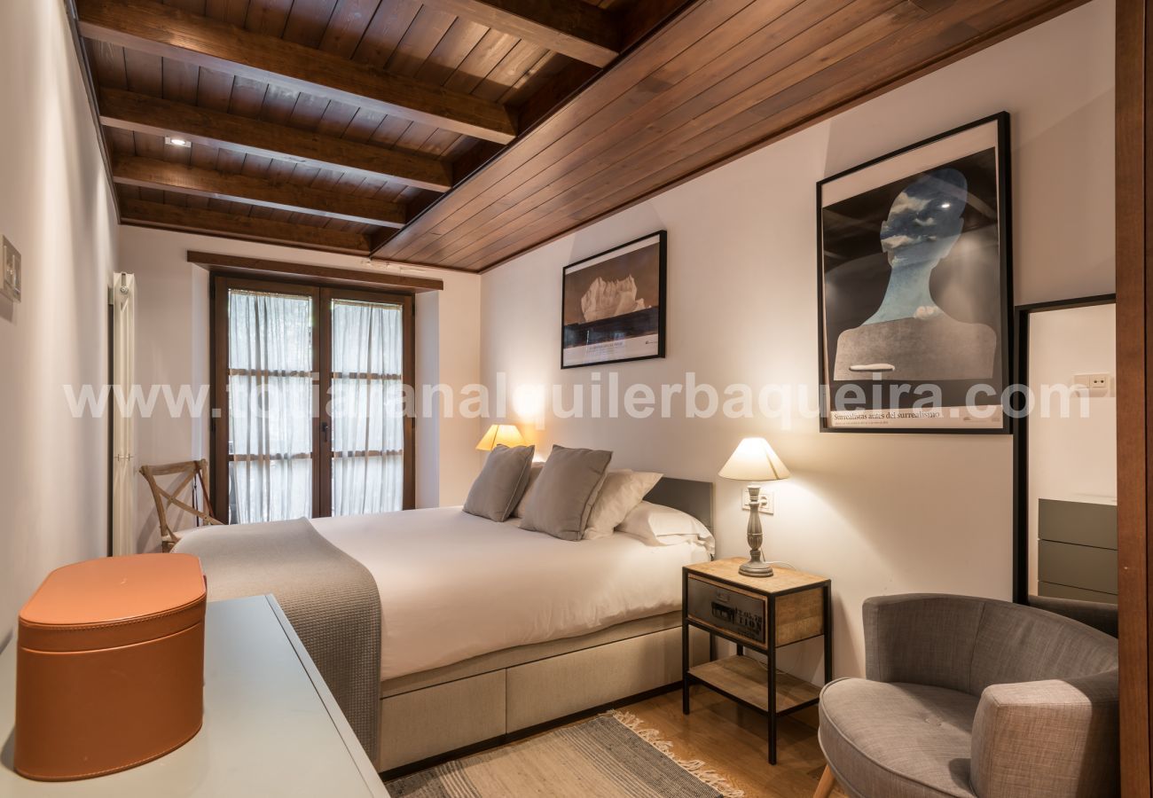 Apartment in Baqueira - Peira Arroja by Totiaran