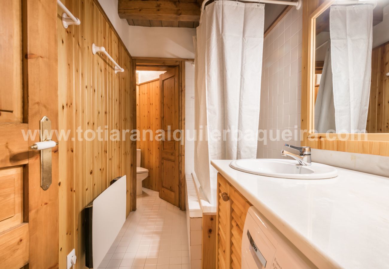 House in Baqueira - Riu Nere - Pleta de Jus by Totiaran