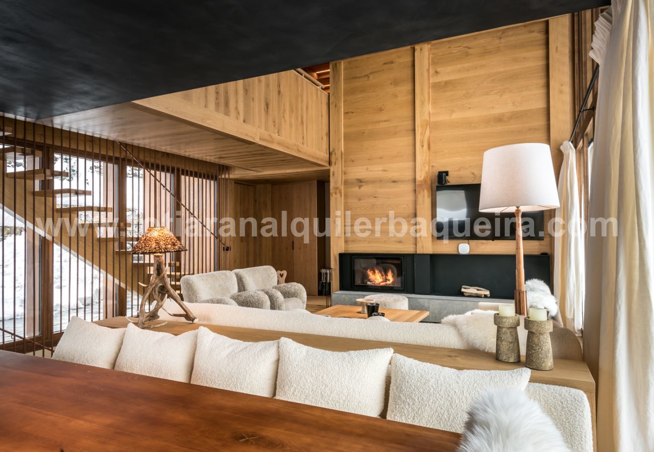 Chalet in Baqueira - Casa Sanglier Deluxe by Totiaran