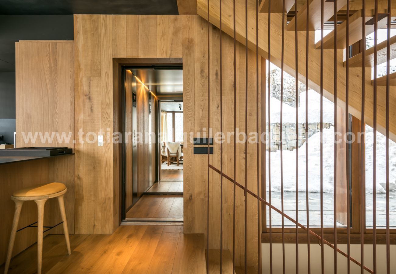 Chalet in Baqueira - Casa Sanglier Deluxe by Totiaran