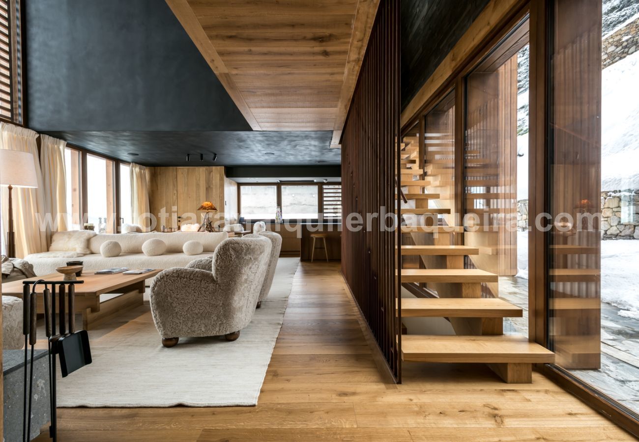 Chalet in Baqueira - Casa Sanglier Deluxe by Totiaran