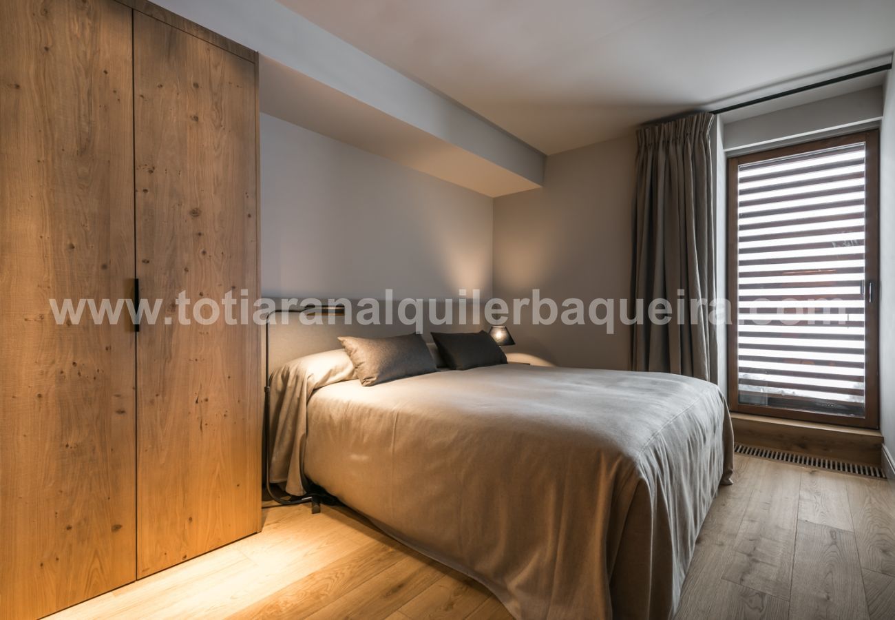 Chalet in Baqueira - Casa Sanglier Deluxe by Totiaran