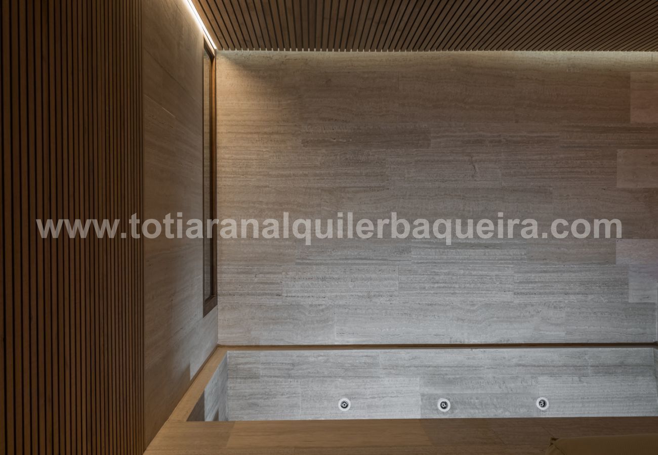 Chalet in Baqueira - Casa Sanglier Deluxe by Totiaran