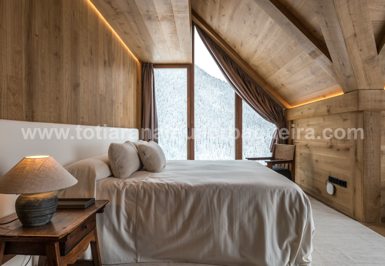 Chalet in Baqueira - Casa Sanglier Deluxe by Totiaran