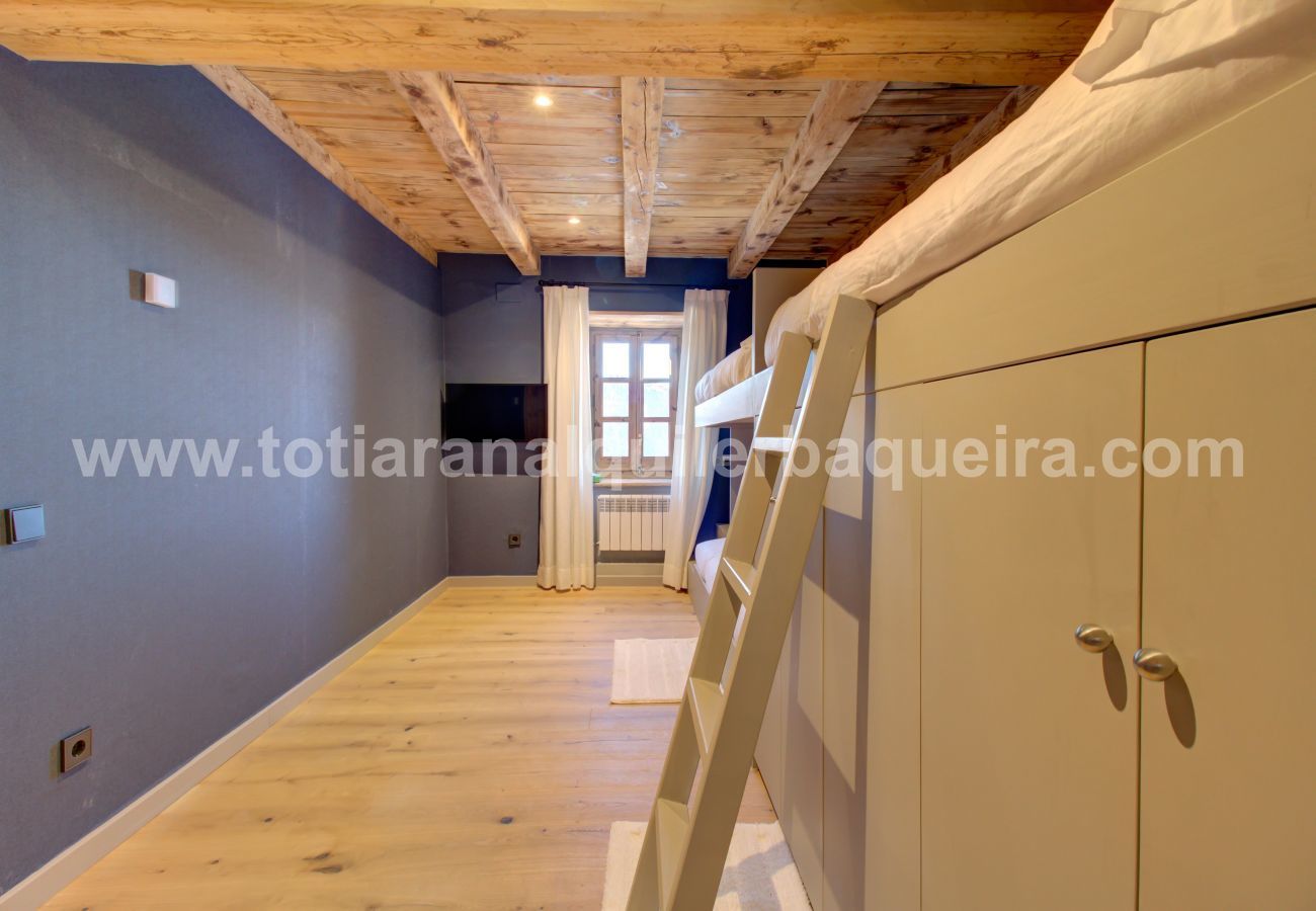 Maison à Baqueira - Casa Torreon by Totiaran