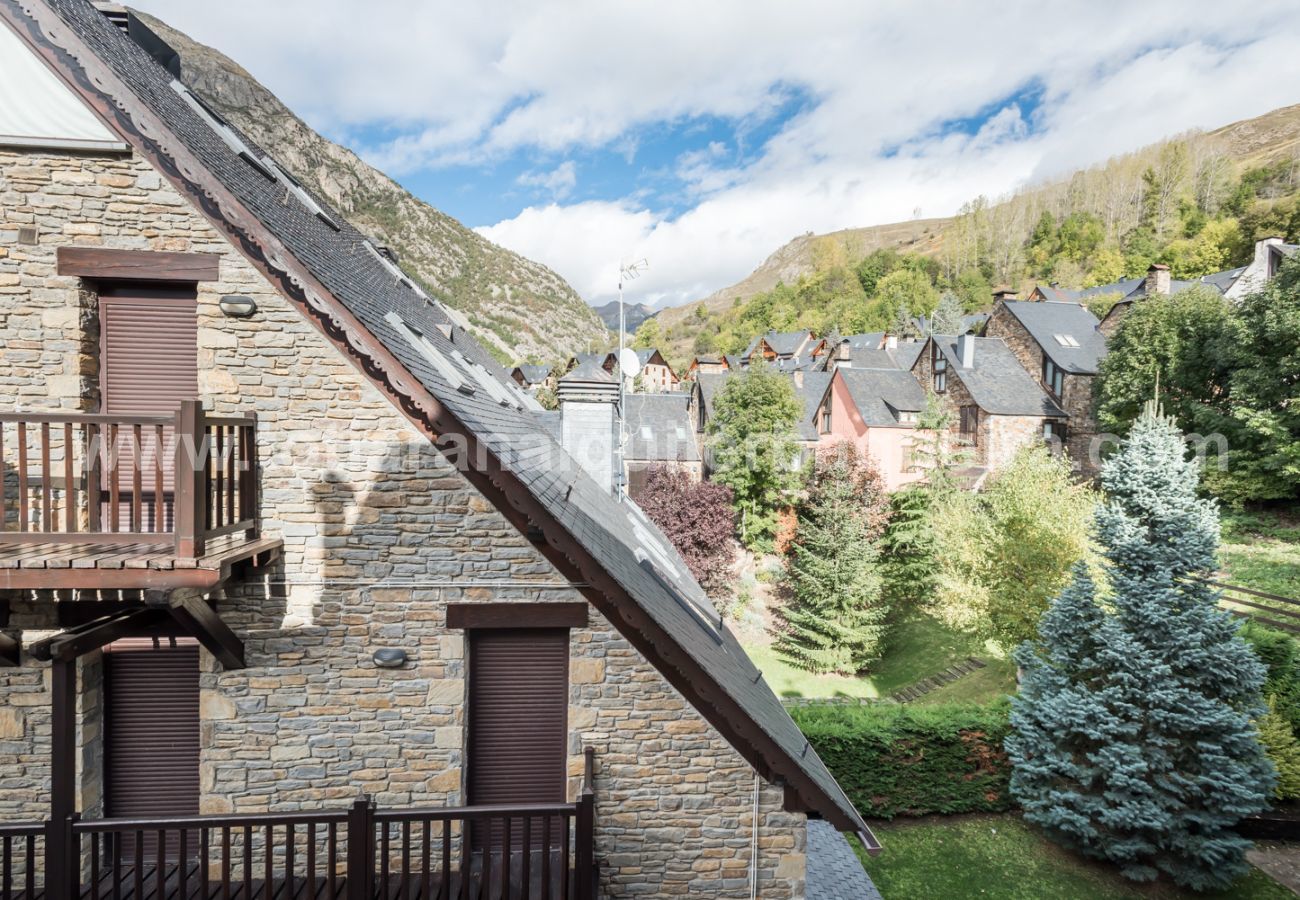 Casa Pujo de Totiaran, située à Salardu, à 5 km de Baqueira 1500