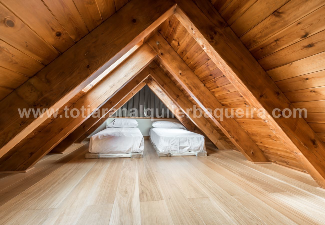 Casa Pujo de Totiaran, située à Salardu, à 5 km de Baqueira 1500