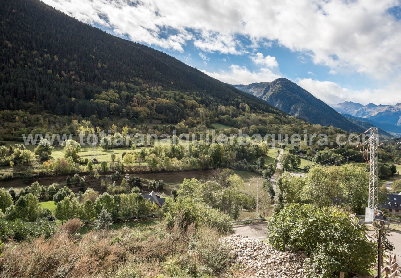 Casa Pujo de Totiaran, située à Salardu, à 5 km de Baqueira 1500